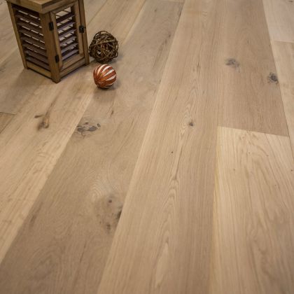 European French Oak - Unfinished Square Edge 7 1/2" x 1/2"