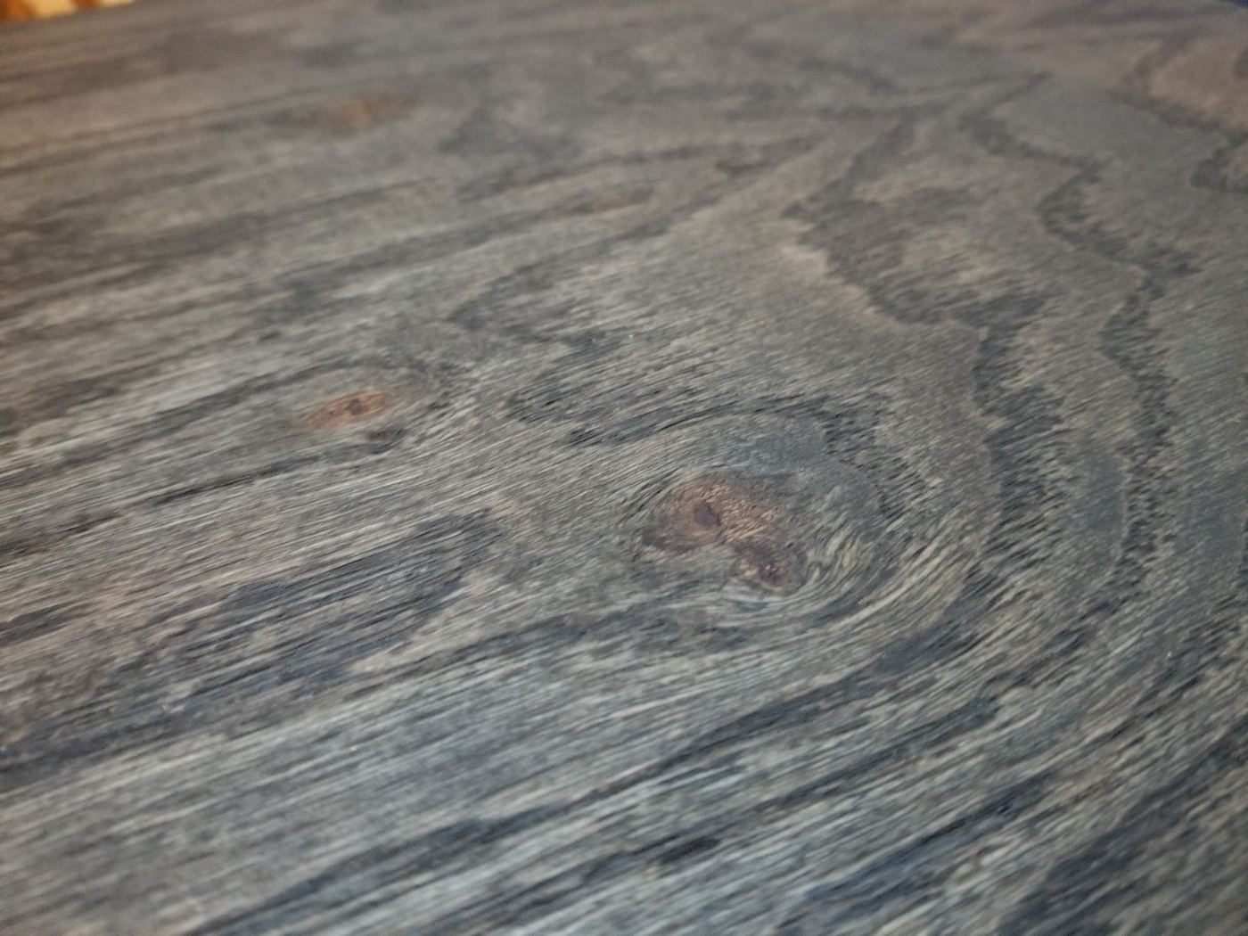 Pallmann Magic Oil in Black over red oak flooring